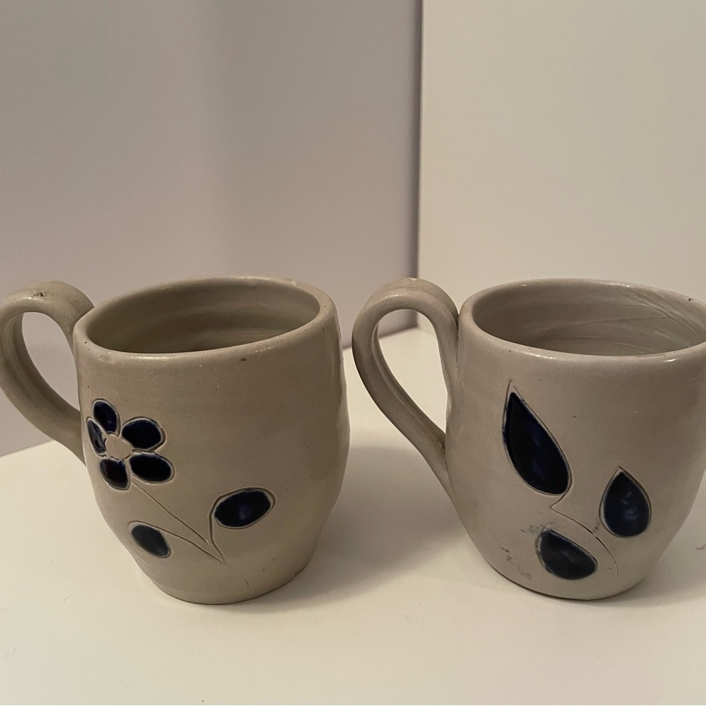 Williamsburg Salt Glazed Pottery Mug Set Of‎ 2